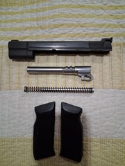 Action Arms ITM Solothurn AT84S slide assembly w/grips («Swiss CZ 75 Pre-B»).