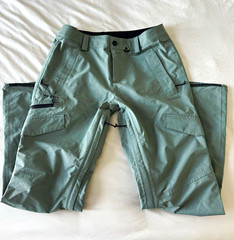 Volcom Women’s Gore-Tex Waterproof Modern Fit Snow Pants L Green Cargo Pockets