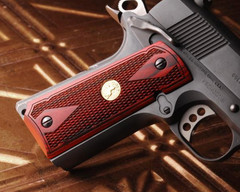1911 Govt. Classic Panel Super Rosewood Double Diamond grips
