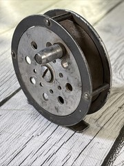 Vintage Perris Lindgren Inc. Ka-Mar Fly Fishing Reel # K-19 Model.