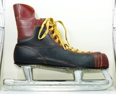 Vintage Antique 2-Tone Black Brown Leather Ice Hockey Skates Canada Size 10