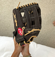Rawlings Heart of the Hide H115BR 11.5″ Brown/Tan Leather Infield LHT Glove
