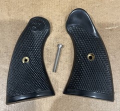 RARE* Colt Police Positive Checkered GRIPS Target w/ Thumb Rest Square Butt