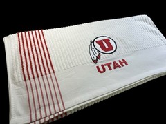 University of Utah Caddy towel / 44in x 24in (49k Stitches) 2 Logos