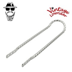 23″ LONG TWISTED STEEL SQUARE SHORT BACK SISSY BAR IN CHROME USED FOR 24″ BIKES
