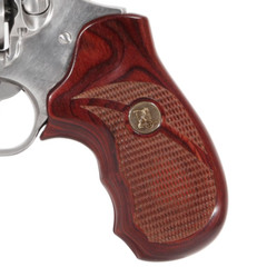Pachmayr Ruger SP101 Renegade Checkered Rosewood Laminate Grip – 63060