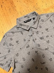 Travis Mathew Mens Large Polo Desert/Cactus Design Shirt Sleeve Shirt Gray