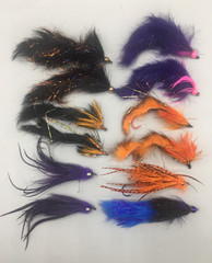 Lot 12 Fly Fishing Alaska Coho «Silver» Salmon Flies 1/0 Assortment Color Varies