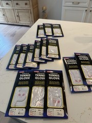 (14) Men And Women Tennis Gloves. Various Sizes. New In Package.