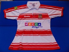 Small Wigan Warriors KooGa Rugby Home Jersey Red White MECCA Bingo Patches Game