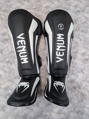 Venum Elite Professional Size L Black MMA Muay Thai Kickboxing Thailand Standup