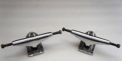 One Pair (2) Of O’SHOCK Skateboard Suspension NEW Unused Skate Trucks 127mm