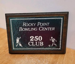 ROCKY POINT BOWLING CENTER Wood Plaque 250 CLUB 7×5 inches LONG ISLAND NY