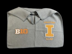 Univ of Illinois (2 Sides) Golf Towel / 8in x 16in (32k Stitches)