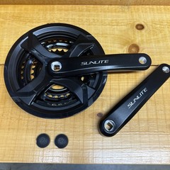 Sunlite Alloy Triple Crankset 170mm, 48/38/28T Aluminum, JIS Square Taper: NO BB