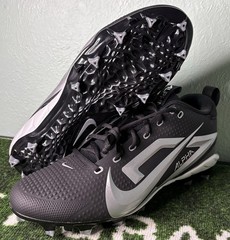 US Men’s 12.5 Wide – Nike Alpha Menace 4 Varsity “Oregon Ducks PE -Black/Silver”