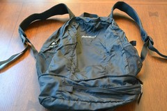 Eddie Bauer Stowaway Packable 20L Backpack Bag packing cube Black Lightweight
