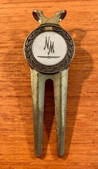 Vintage Neiman Marcus Golf Design Logo Golf Ball Marker Divot Repair Tool