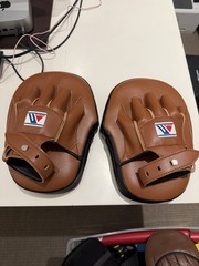 Winning Boxing punching mitts Standard Type CM-20 Brown × Black NEW Authentic