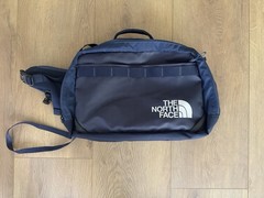 The North Face | Base Camp Voyager Sling | Color: Navy