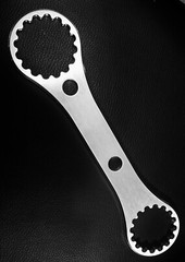 Wheels Manufacturing Bottom Bracket Wrench for 48.5mm & 44mm 16 notch-,BB-tool