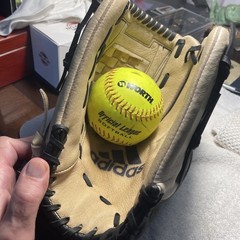 Adidas TR1300A 13″ Baseball Glove Mitt RHT Right Handed Throw Tan Black Leather