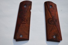 NEW COLT LOGO 1911 GRIPS FULL SIZE GOVERNMENT SUPER ROSEWOOD CHECKERED WOOD