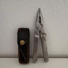 Leatherman Super Tool Multi-Tool Pliers Straight Edge w/ Leather Sheath