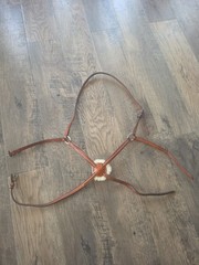 CROSBY HAVANA FIGURE 8 NOSEBAND HORSE SIZE