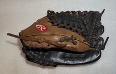 Rawlings Premium Series 12 inch D120PTB All Positions Leather Right Hand Glove