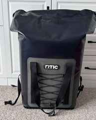 RTIC XL Outdoor Cooler Backpack Roll-Top Black 24″ x 16″ Insulated Broken Buckle