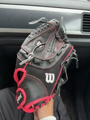 Wilson Flash 12” Fastpitch Softball All Position Glove RH Throw Black Pink EUC