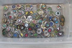 BATCH 16 ASSORTED LOGO GOLF BALL MAGNETIC COIN MARKERS BRASS SILVER COLOR SPLASH