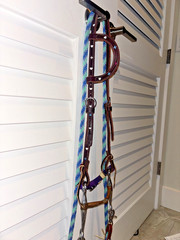 Sliding One Ear Weaver Leather Western Horse Bridle W/Snaffle Bit & Weaver Reins