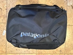 Patagonia Black Hole Mini MLC 30L Black NWT Backpack