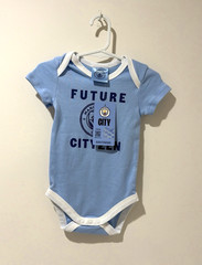 BNWT – Manchester City FC Baby Size 00 (3-6 months) «Future Cityzen» One Piece