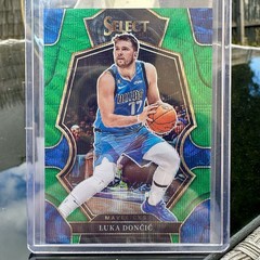 2022 Panini Select Luka Doncic Premier Level Green Wave Prizm /50 SP #151 Lakers
