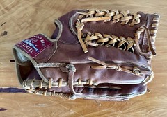 Nokona Top Grain Leather AMG Baseball Glove 12.75” Right Handed Thrower