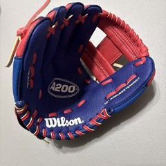 Wilson A200 All Position T-Ball 10 Inch Glove Red And Blue 2-6 Year Olds