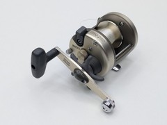 Quantum Iron IR425CX Saltwater Fishing Reel Continuous Anti reverse All Metal
