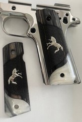 Altamont Grips 1911 Full-Size Dual Pattern Checkered & Pearl Silver Rampant Colt