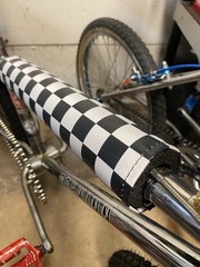 Flight Checkered Pad Set Blk/Wh New W/Donuts