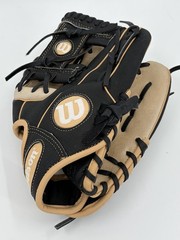 Wilson A450 Youth 11.5” Baseball Glove RHT Black Tan Leather A04RB19HB115