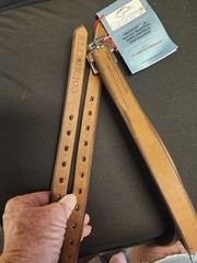 COURBETTE English Stirrup Leathers 3/4″ X 48″ HALF HOLES Child/Youth NEW W/ TAGS