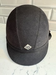 Charles Owen GR8 Felt Horse Riding Helmet Size 6 3/4, 55 Black