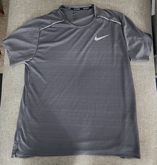 Nike Miler Shirt Mens Dri-FIT Running Gray AJ7565-085 Reflective Logo/Size S/L
