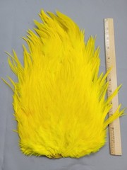 Lot 277, Dyed Yellow X-Large India Rooster Streamer Saddle Feathers