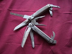 Leatherman Surge Multi-Tool Stainless Steel – Near Mint