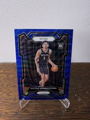 2023-24 Panini Prizm Victor Wembanyama Rookie Blue Wave #136 RC