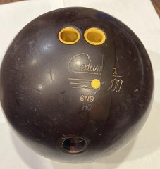 Columbia 300 Yellow Dot Chocolate Brown Bowling Ball 16lb 1oz